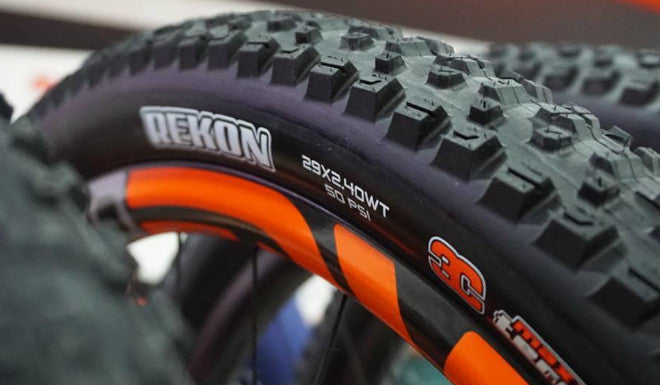 Jantes larges : Maxxis WT