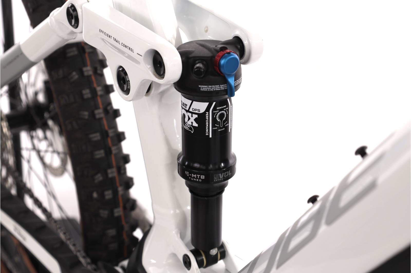 Cube Stereo Hybrid