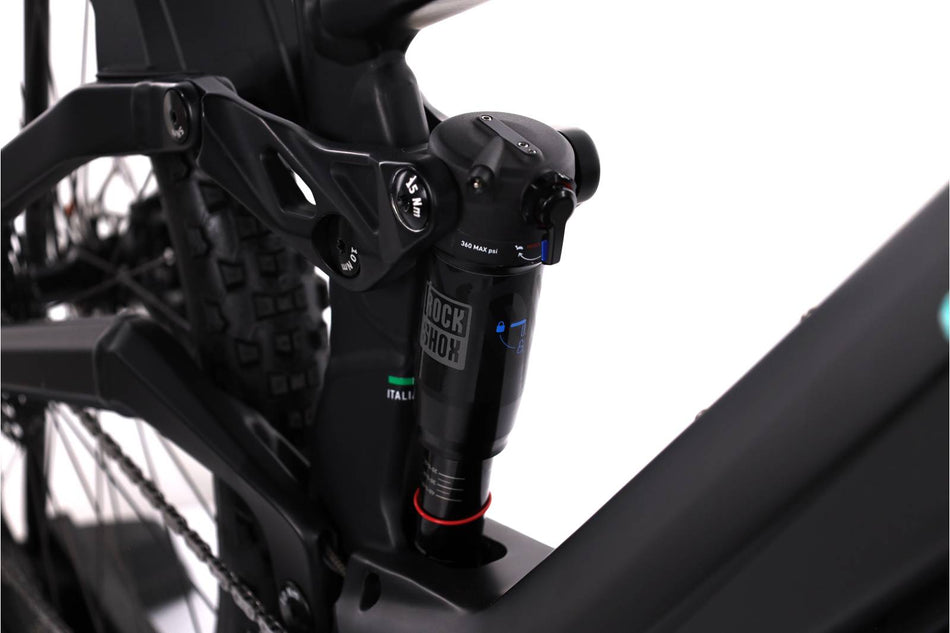 Bianchi e-Omnia FX Type