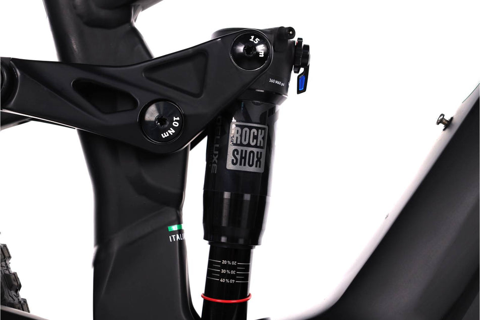 Bianchi e-Omnia FX Type