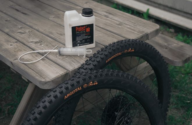 Pneus vélo Tubeless, le guide complet sur le montage TL