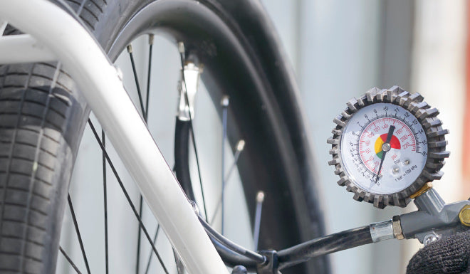 Comment bien choisir la pression de ses pneus vélo ville ?