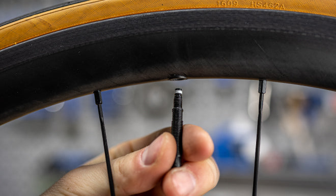 Comment monter un prolongateur de valve ?