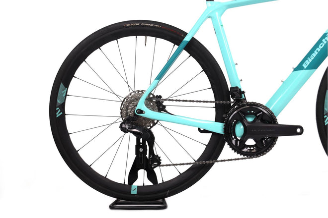 Bianchi Infinito CV Ultegra DI2 - Bicicleta de carretera