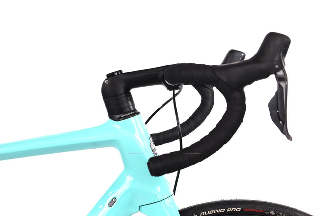Bianchi Infinito CV Ultegra DI2 - Bicicleta de carretera