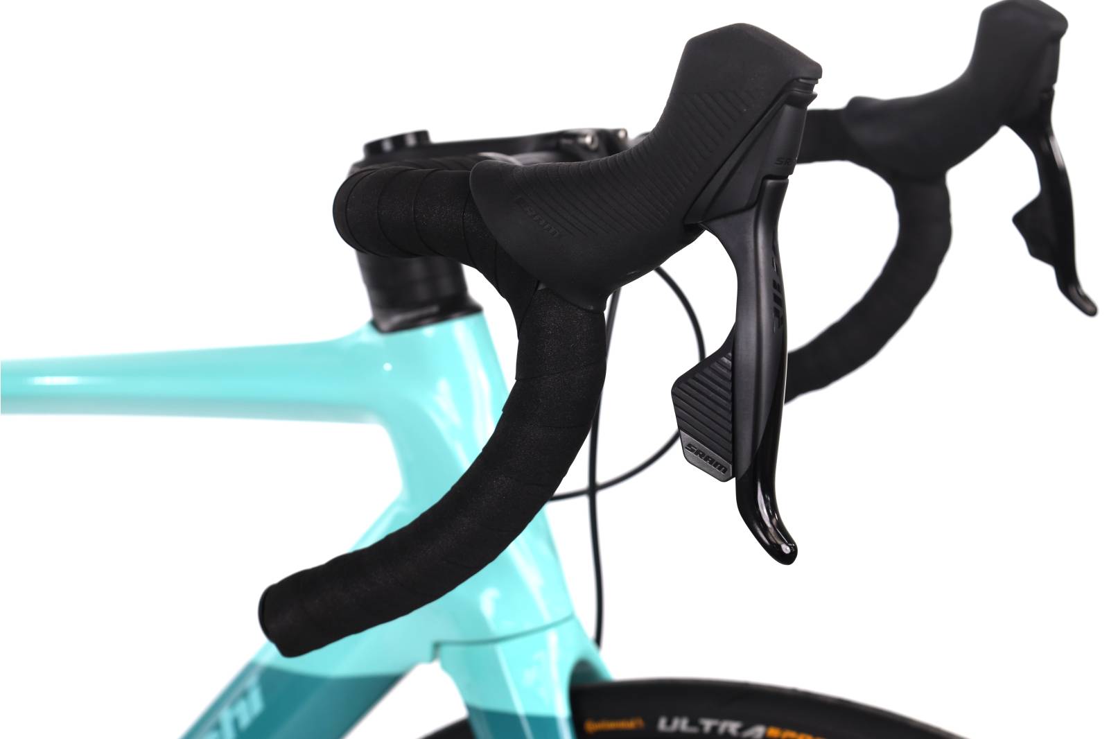 Bianchi Infinito CV Rival AXS