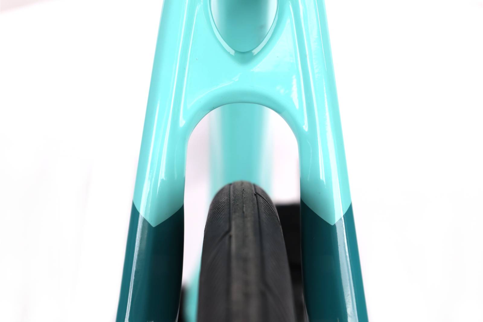 Bianchi Infinito CV Rival AXS
