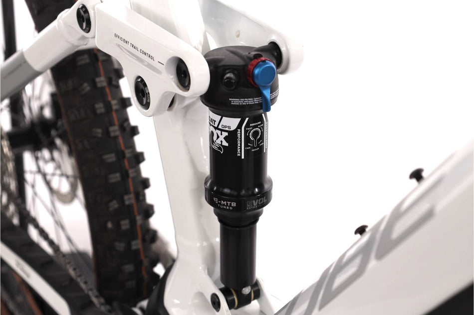 Cube Stereo Hybrid