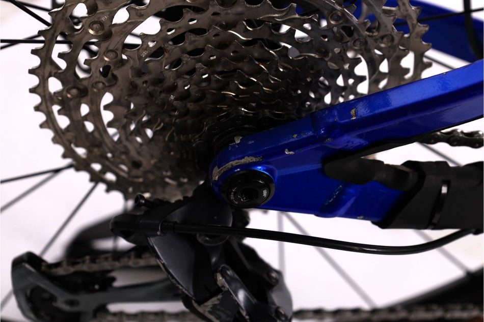 Ghost Riot AM Essential