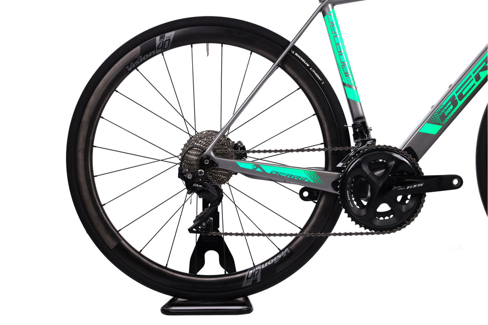 Berria Belador 105 Disc - Bicicleta de carretera