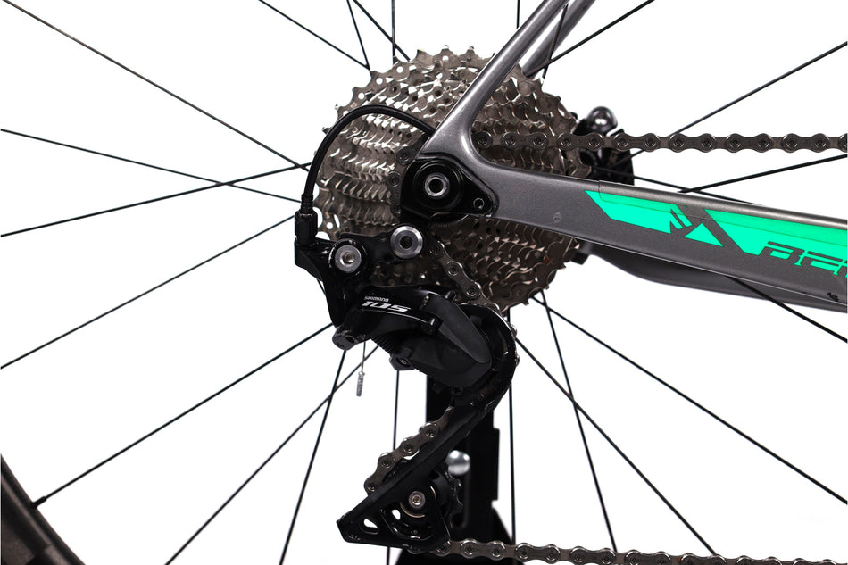 Berria Belador 105 Disc - Bicicleta de carretera