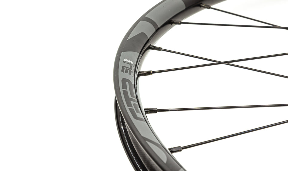 Rueda Delantera GURPIL 63921 - Con Cierre, Aluminio Plateado, Para Bicicletas