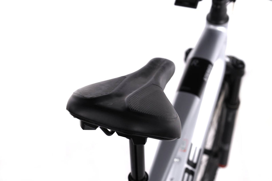 Cube Stereo Hybrid 120 Race 750