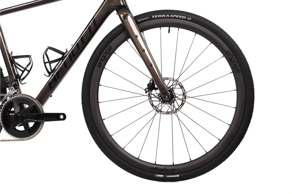 Benotti Fuoco Gravel Carbon Tobacco Rival AXS