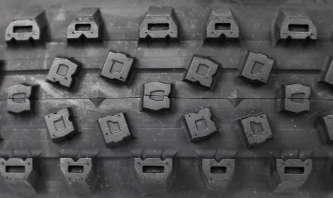 Pneu Hutchinson Toro