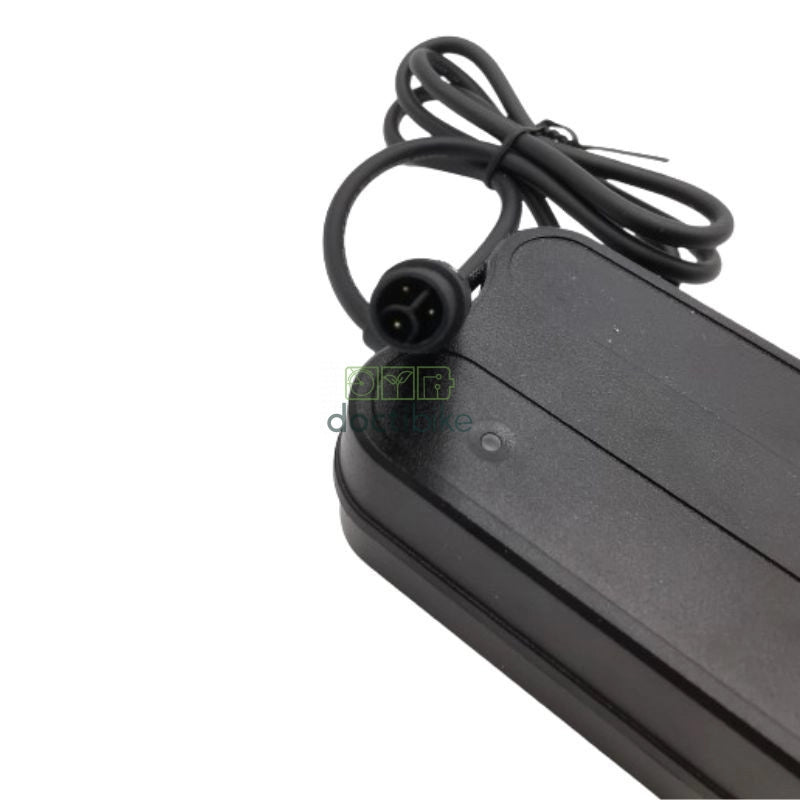 Cargador  36V 2Ah Arcade - punta de 3 pines